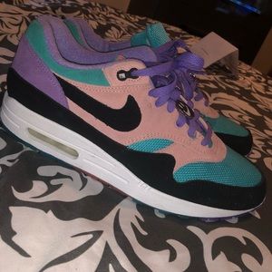 Nike air max 1 ..Have a Nike day